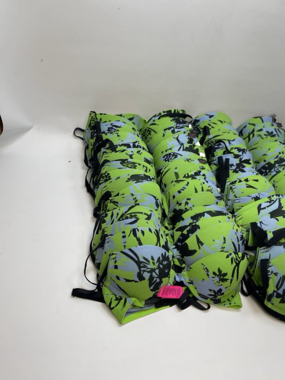 Wholesale NEW La Senza Floral AOP Summer Lightly Lined & Push Up Reseller Clear - Picture 3 of 6